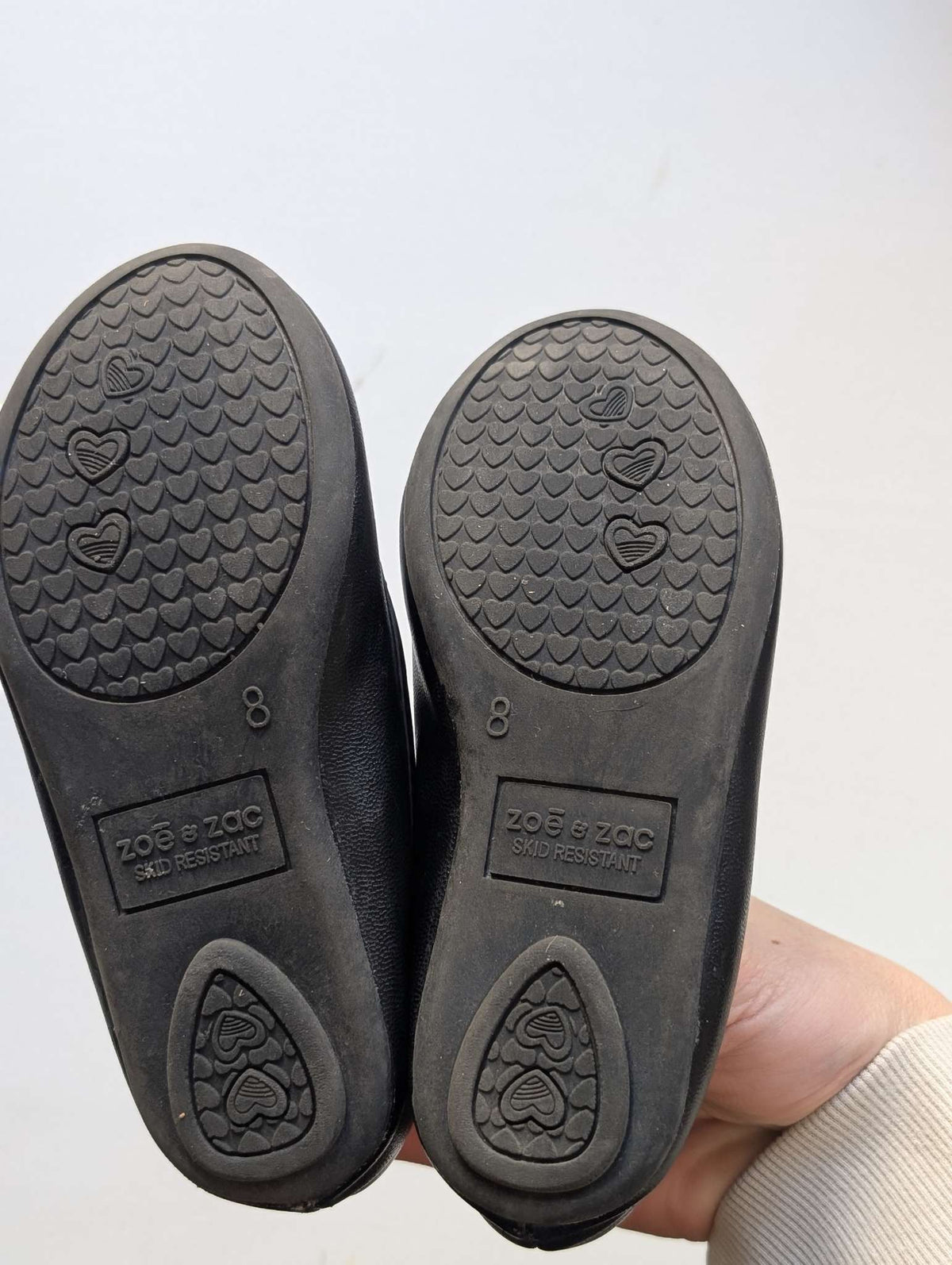 Zoe & Zac Girls Toddler Black Ballet Flats, Size 8, Shoes 8 (Toddler:2-4yr)