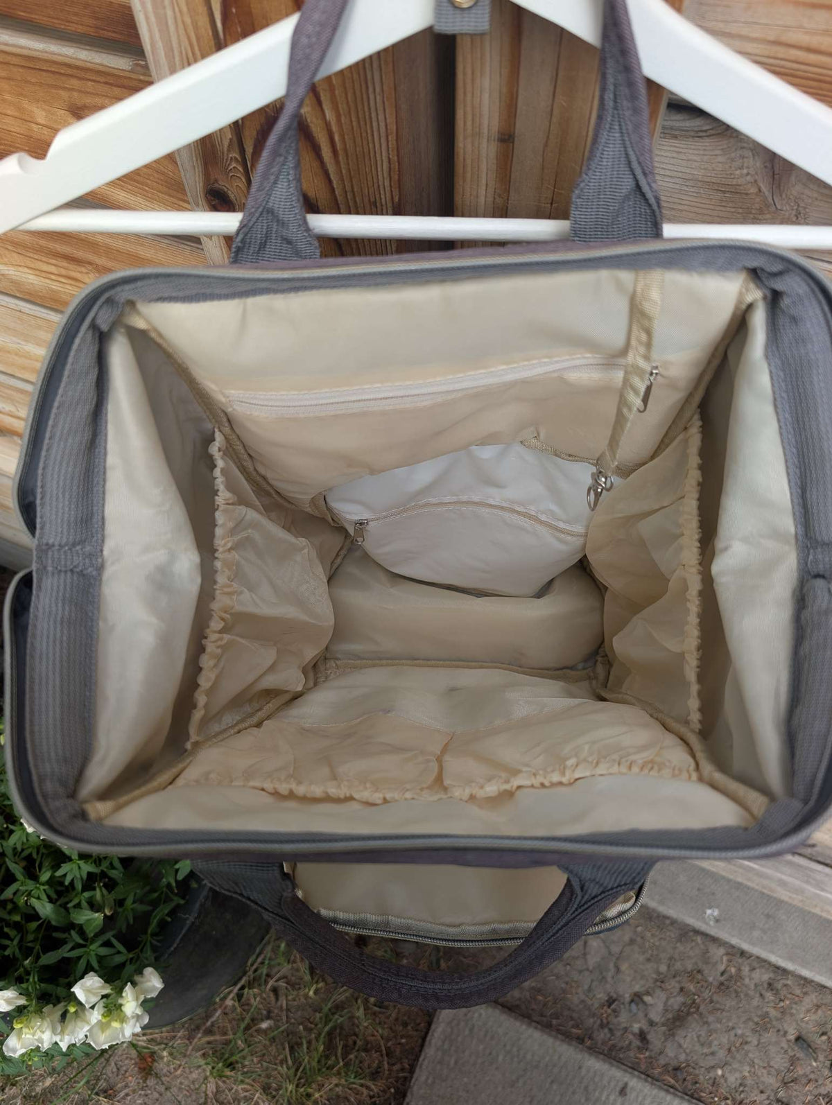 Pyeta Baby Diaper Bag Backpack, Grey, Great condition