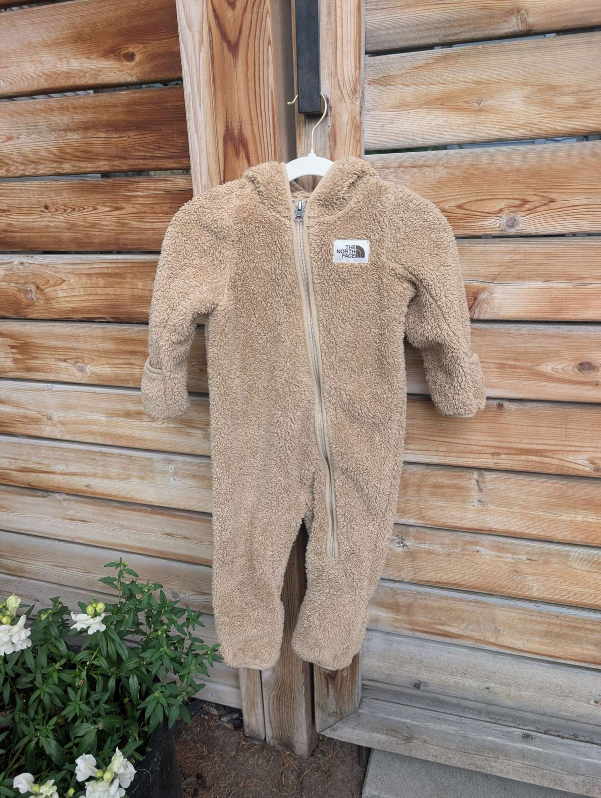 The North Face Infant Campshire One-Piece Fleece Sherpa Teddy Suit - Beige Brown 12-18M, Kids 18 Month (12-18M)