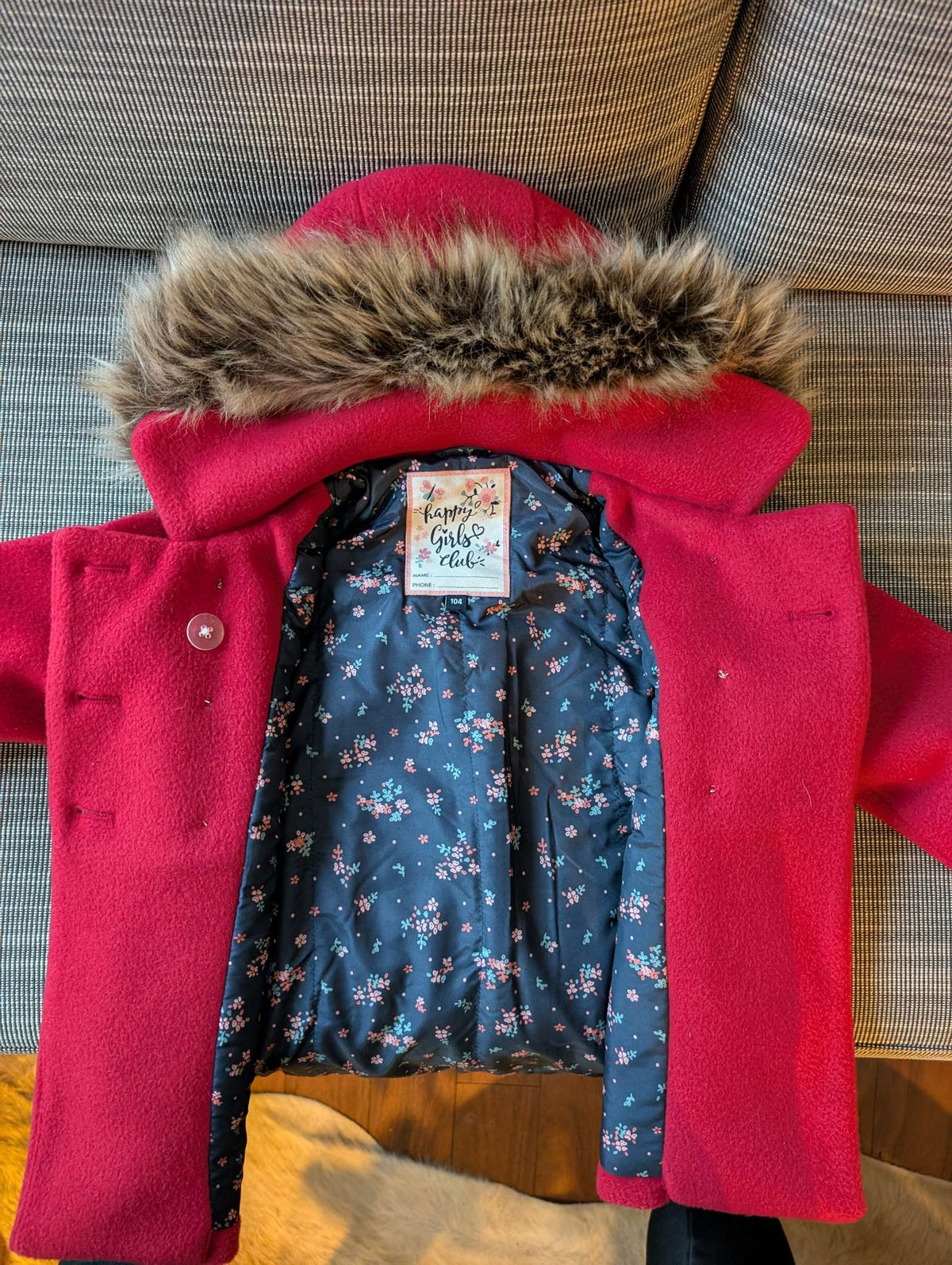 Red Felt and Faux Fur Lined Pea Coat - size 104 / 4T purchased in Germany, Kids 4/4T
