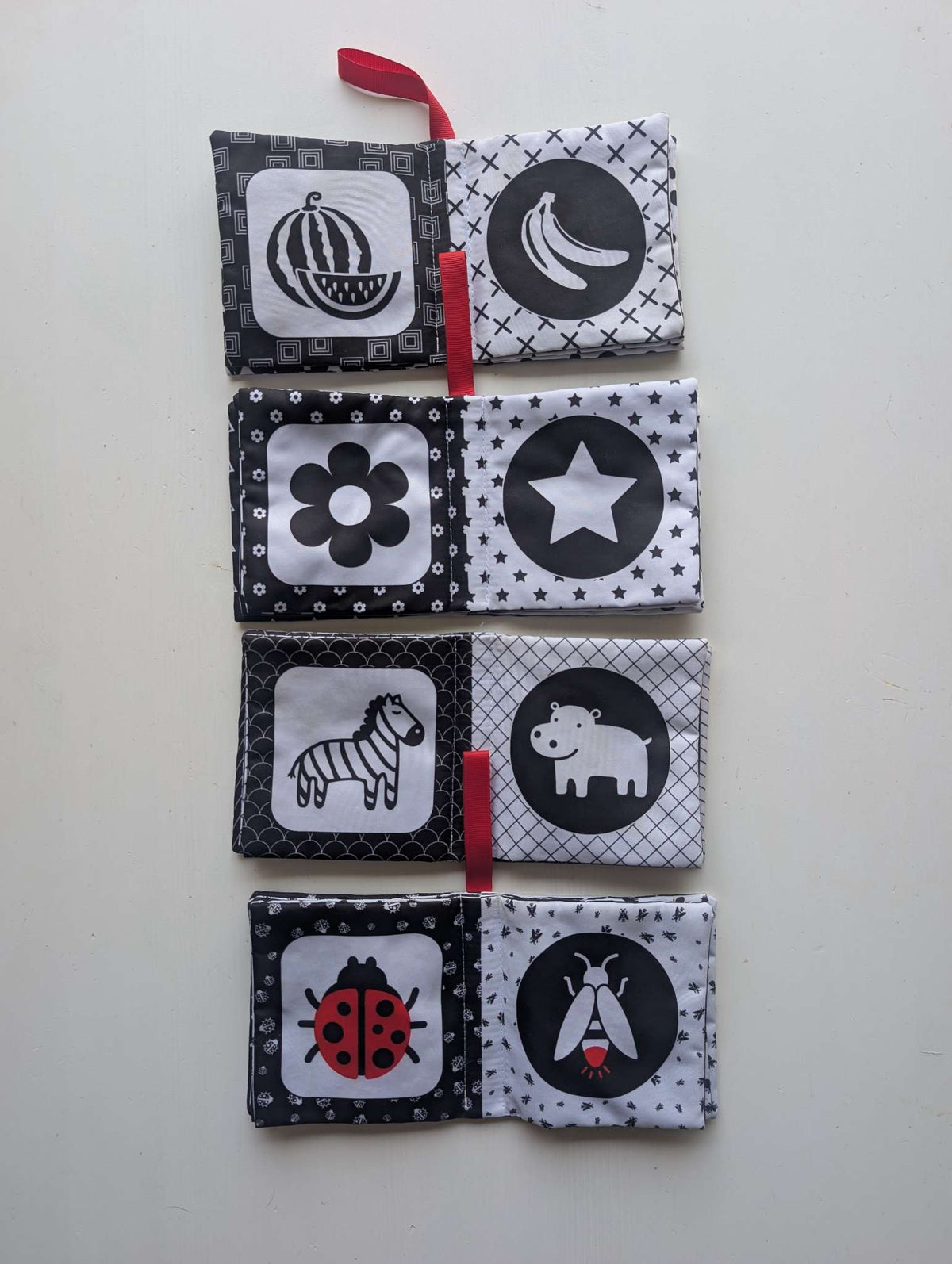 Teytoy Black & White Cloth Baby Books Set of 4 High Contrast Sensory Newborn