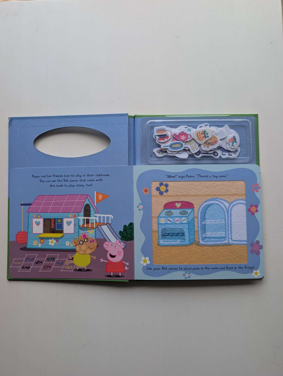 Peppa Pig Felt Interactive Storybook - Peppa's Clubhouse