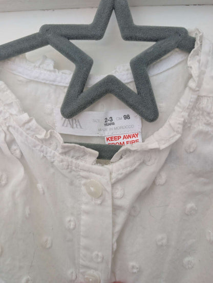 Zara Kids Girls White Swiss Dot Embroidered Button Down Ruffle Blouse 2T-3T, Kids 2T