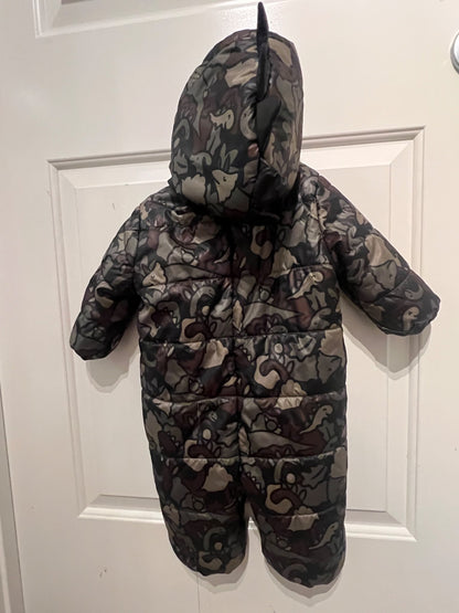 Joe Fresh Dino snowsuit 3-6months, Kids 6 Month (3-6M)
