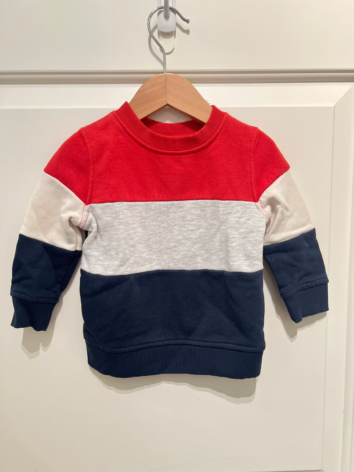 Sweatshirt