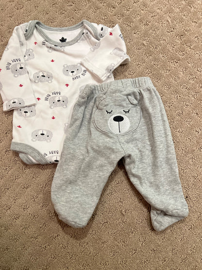 Canada Bear outfit 0-3m, Kids 3 Month (0-3M)