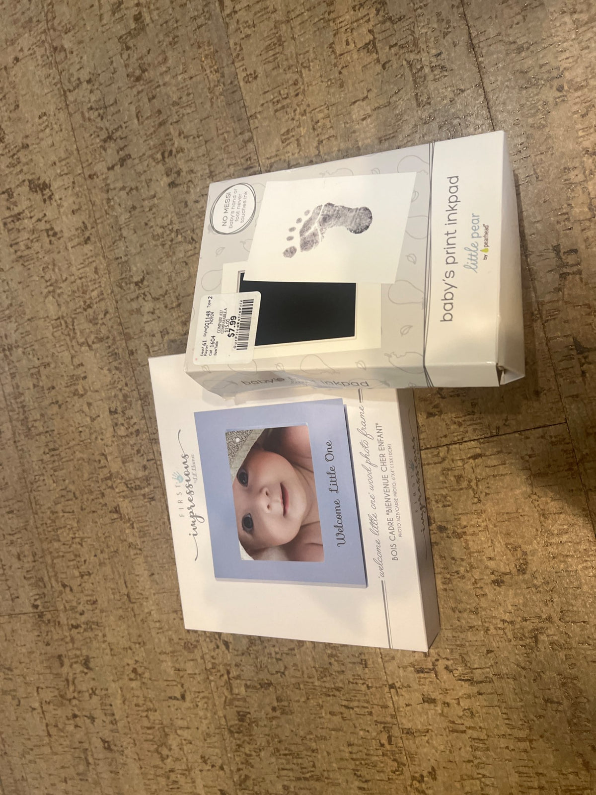 Welcome little one frame and baby print ink pad