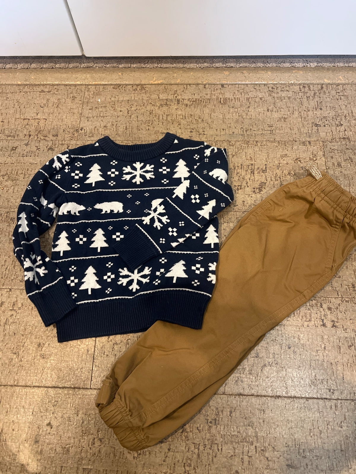 Christmas outfit , Kids 2T