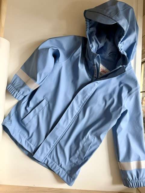 Cat & Jack Rain Jacket size 3 T, Kids 3T