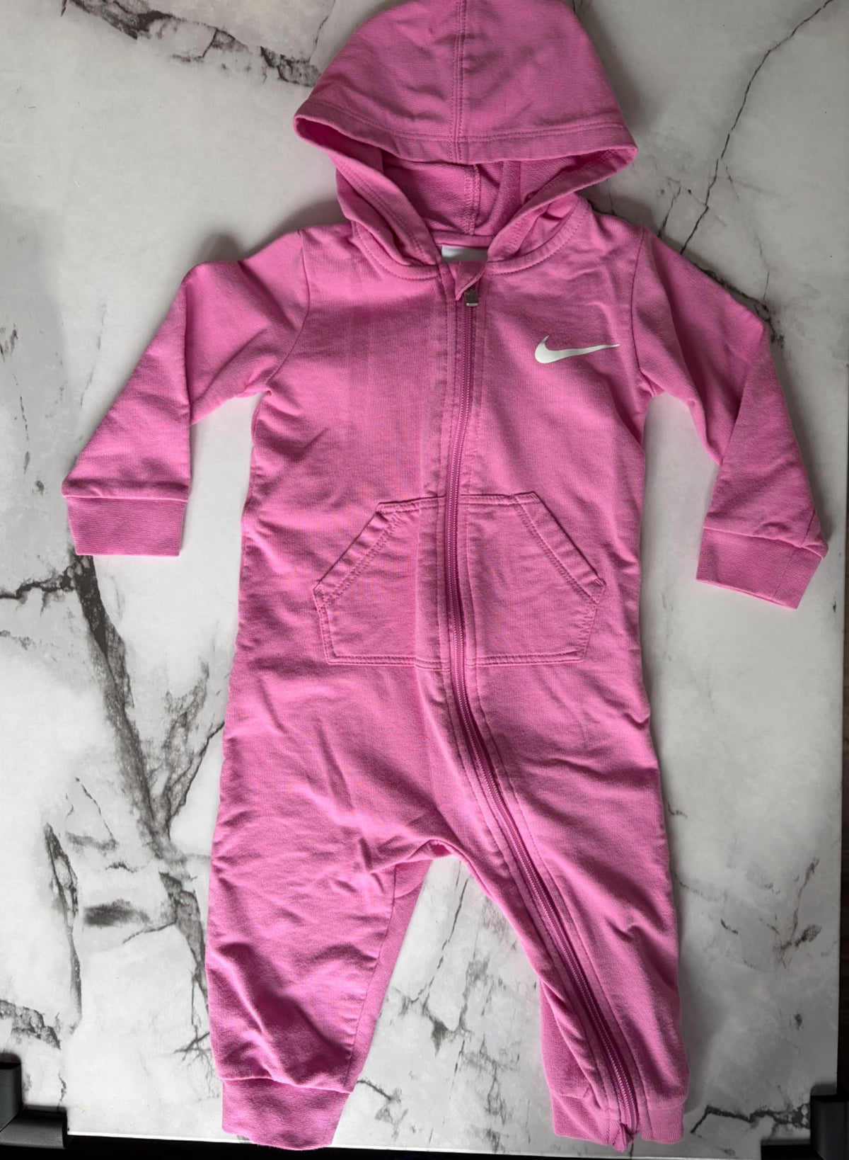 Nike Footless Onesie- pink- 12M- EUC, Kids 12 Month (9-12M)