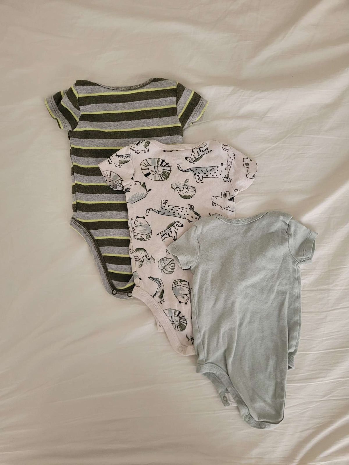 Set of 3 Carter's bodysuits, Kids 3 Month (0-3M)