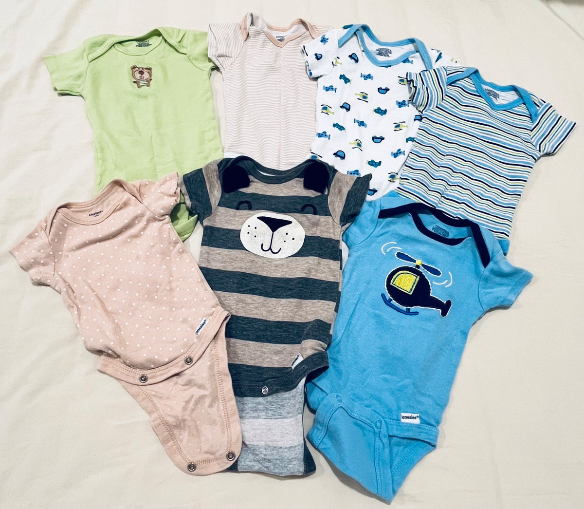 Gerber 7-pack diaper shirts 0-3 months, Kids 3 Month (0-3M)