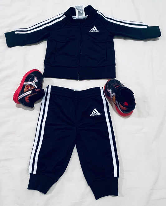 Adidas tracksuit 3 months with free Elmo shoes, Kids 3 Month (0-3M)