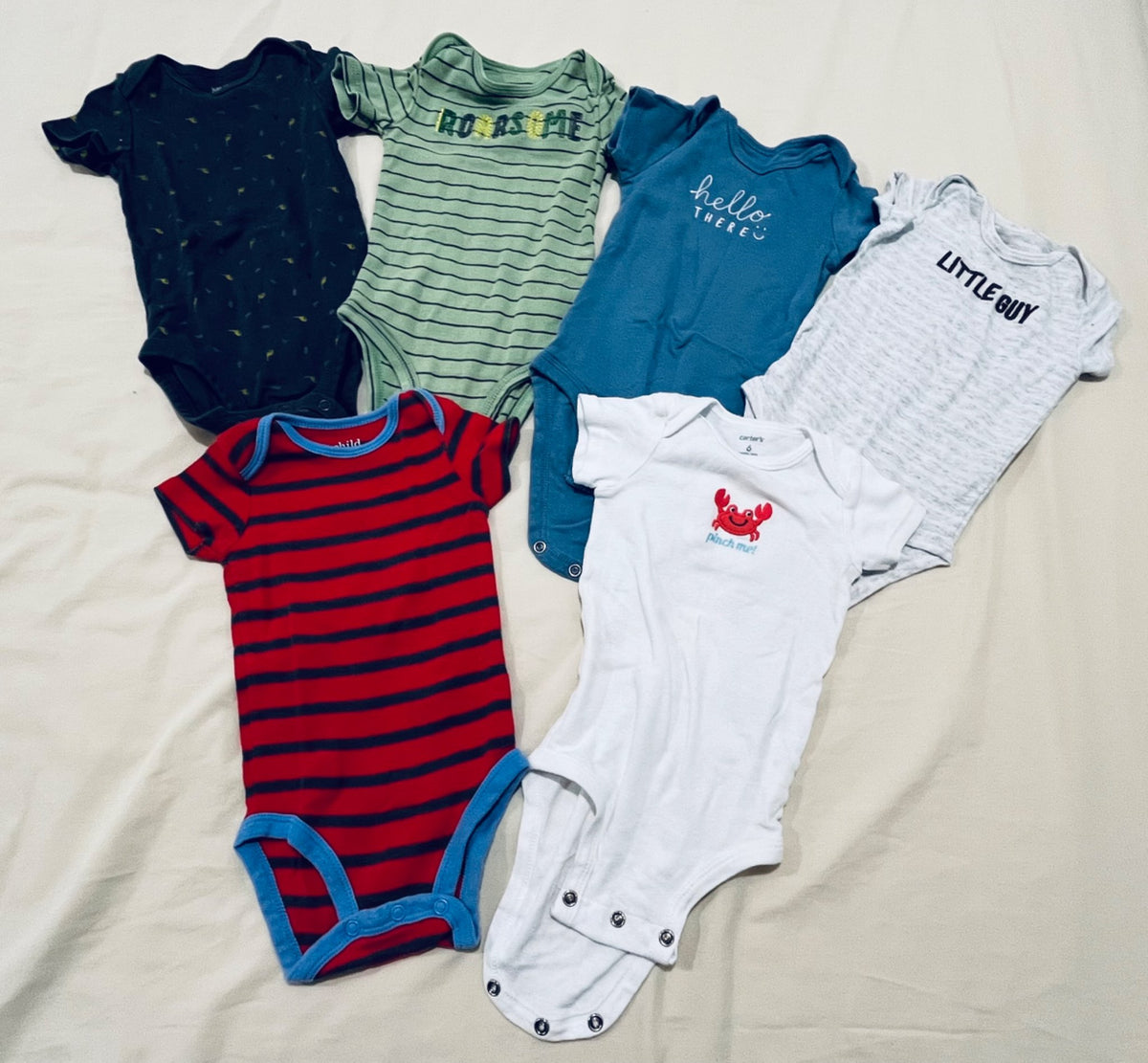 Carter’s 6-pack diaper shirts 6 months, Kids 6 Month (3-6M)