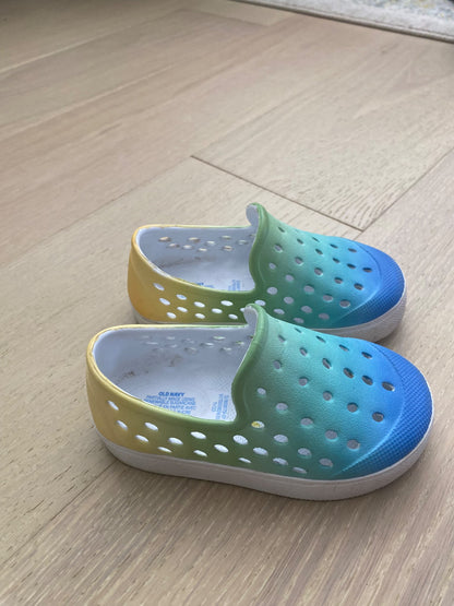 Rainbow Slip On Shoes, 5T, Shoes 5 (Walkers:12-24 mth)