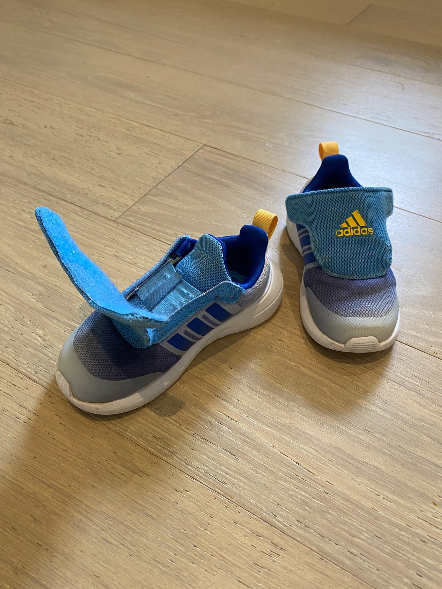 Adidas Running Shoes, 8T, Shoes 8 (Toddler:2-4yr)