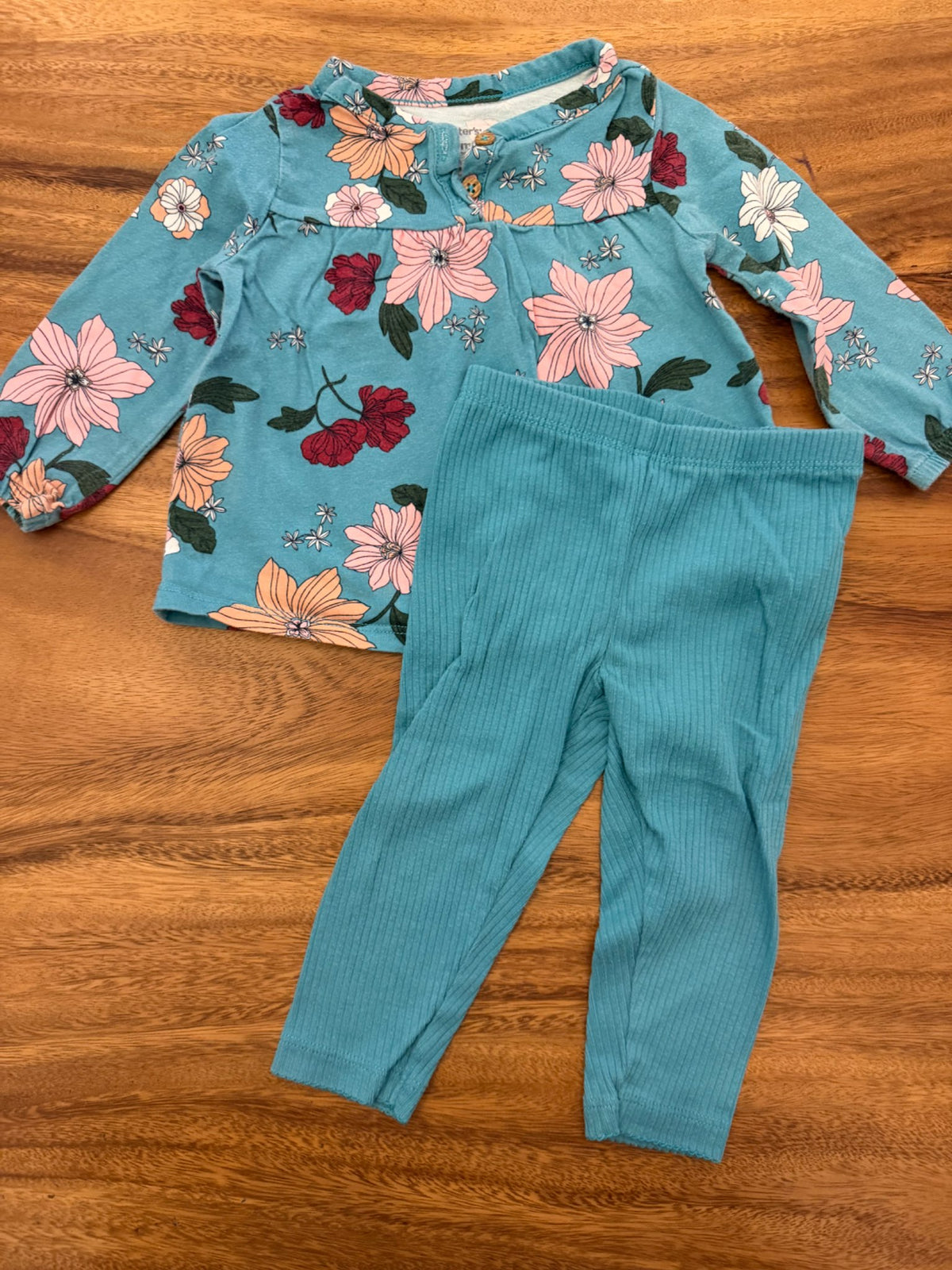 Carters teal outfit , Kids 9 Month (6-9M)