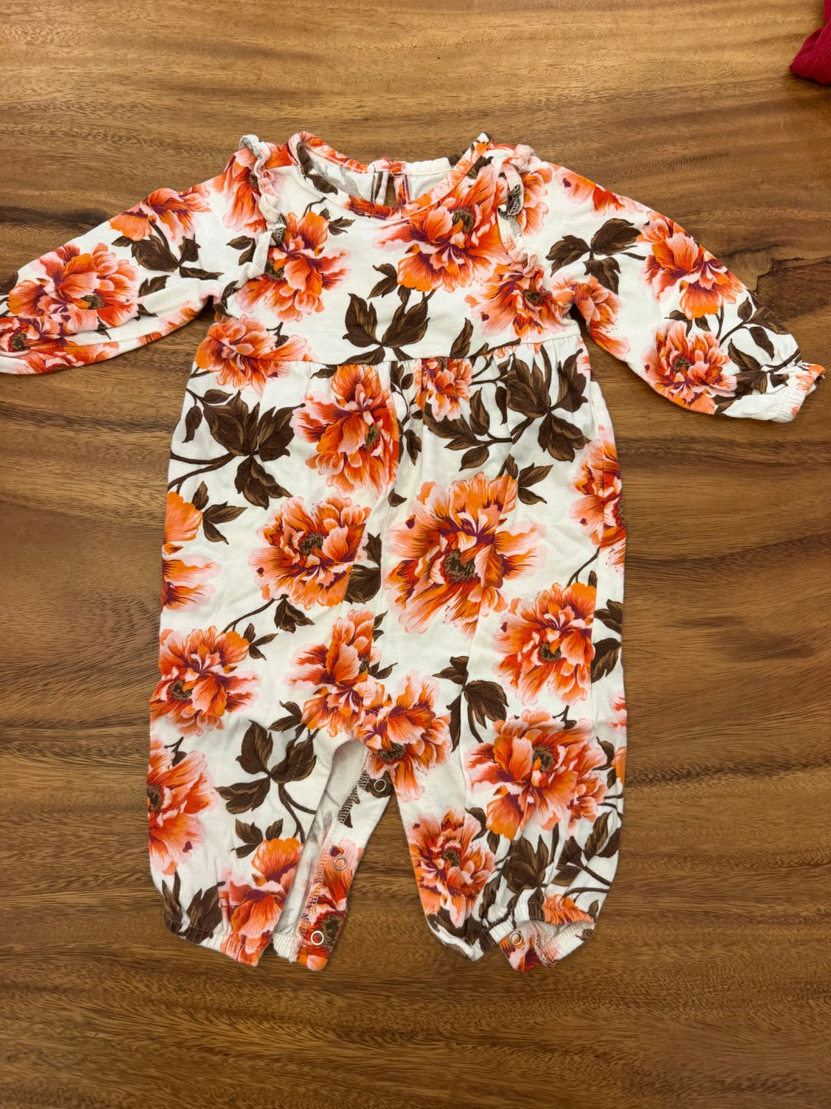 Old navy floral romper, Kids 6 Month (3-6M)