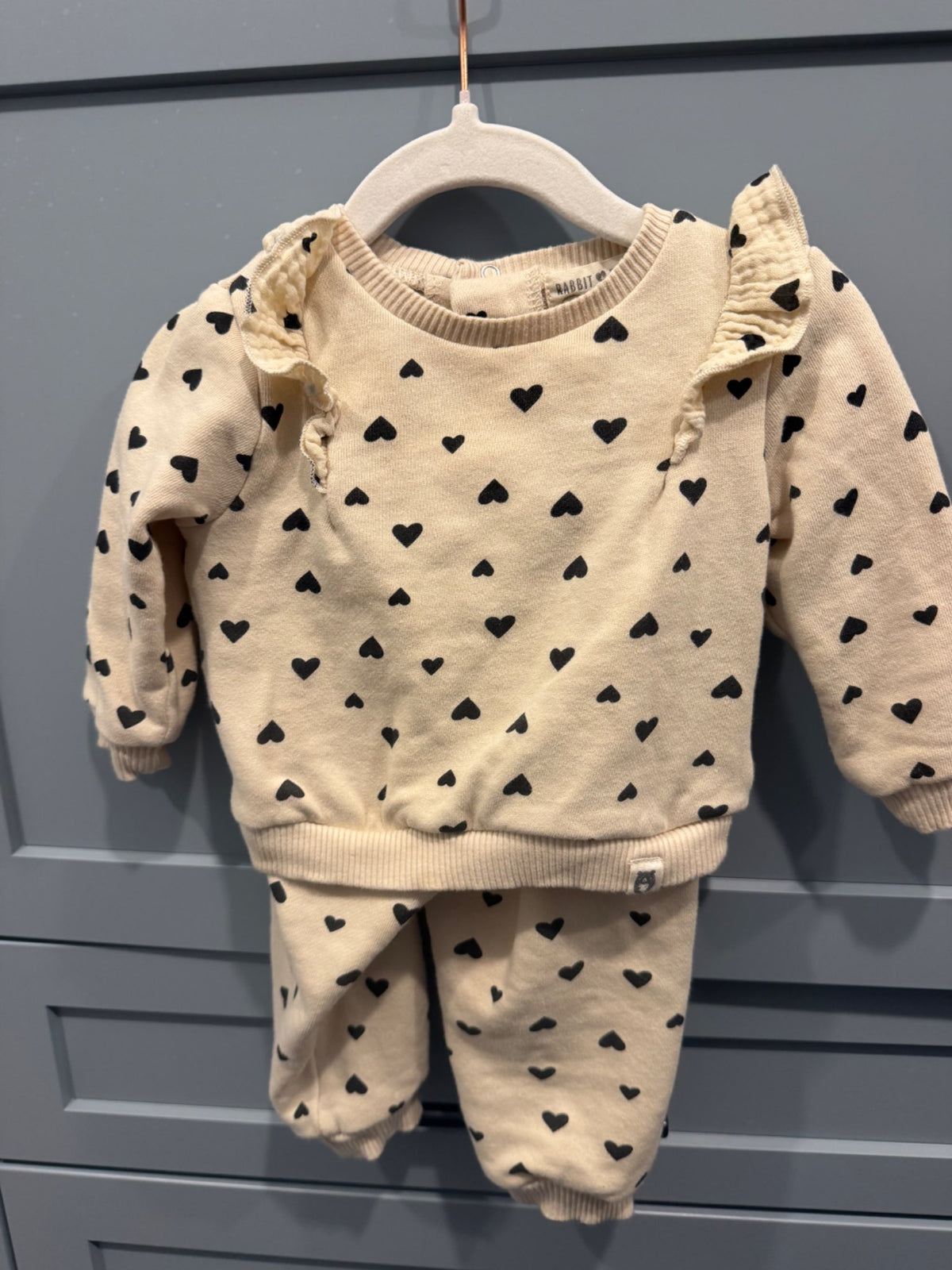 Rabbit and Bear heart sweatsuit, Kids 18 Month (12-18M)