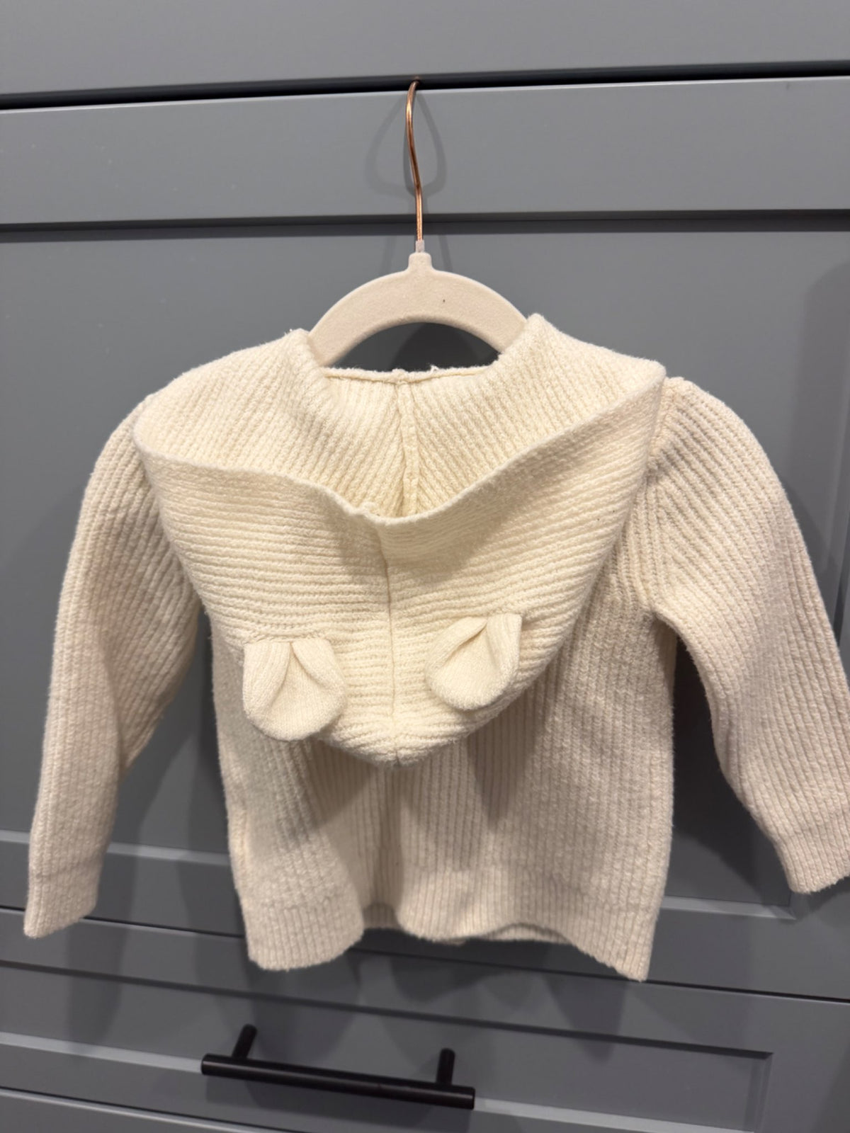 Old Navy white sweater with ears on hood, Kids 18 Month (12-18M)