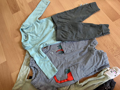 Old Navy, Baby Gap, Carters, Joe Fresh Baby Clothes Bundle Size 3-6 Months Green and Black Toned, Kids 6 Month (3-6M)