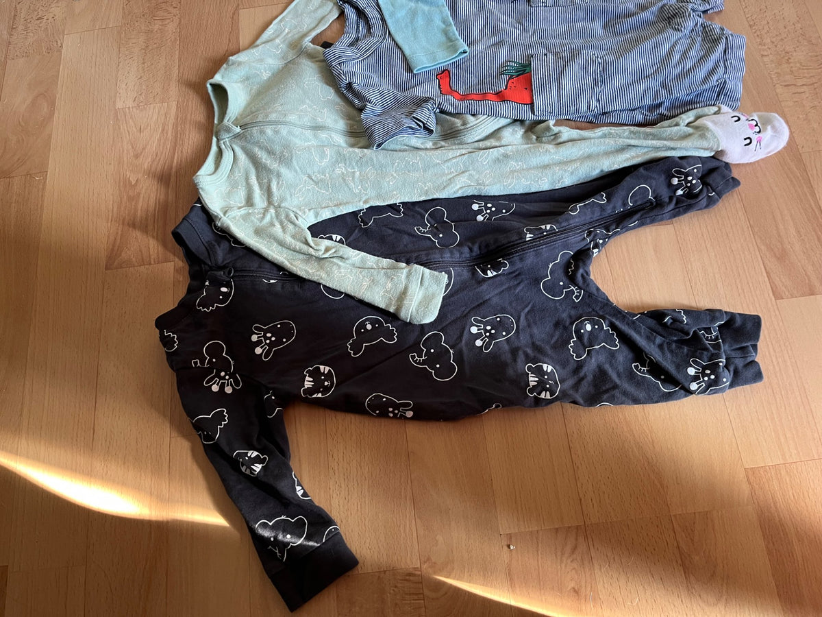 Old Navy, Baby Gap, Carters, Joe Fresh Baby Clothes Bundle Size 3-6 Months Green and Black Toned, Kids 6 Month (3-6M)