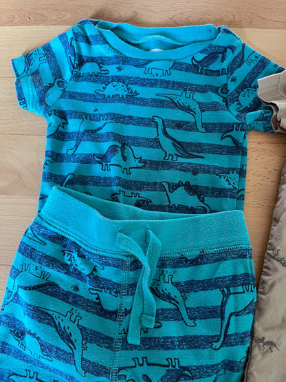 Carter's Baby Boy Dinosaur Clothing Lot Size 6 Months, Kids 6 Month (3-6M)