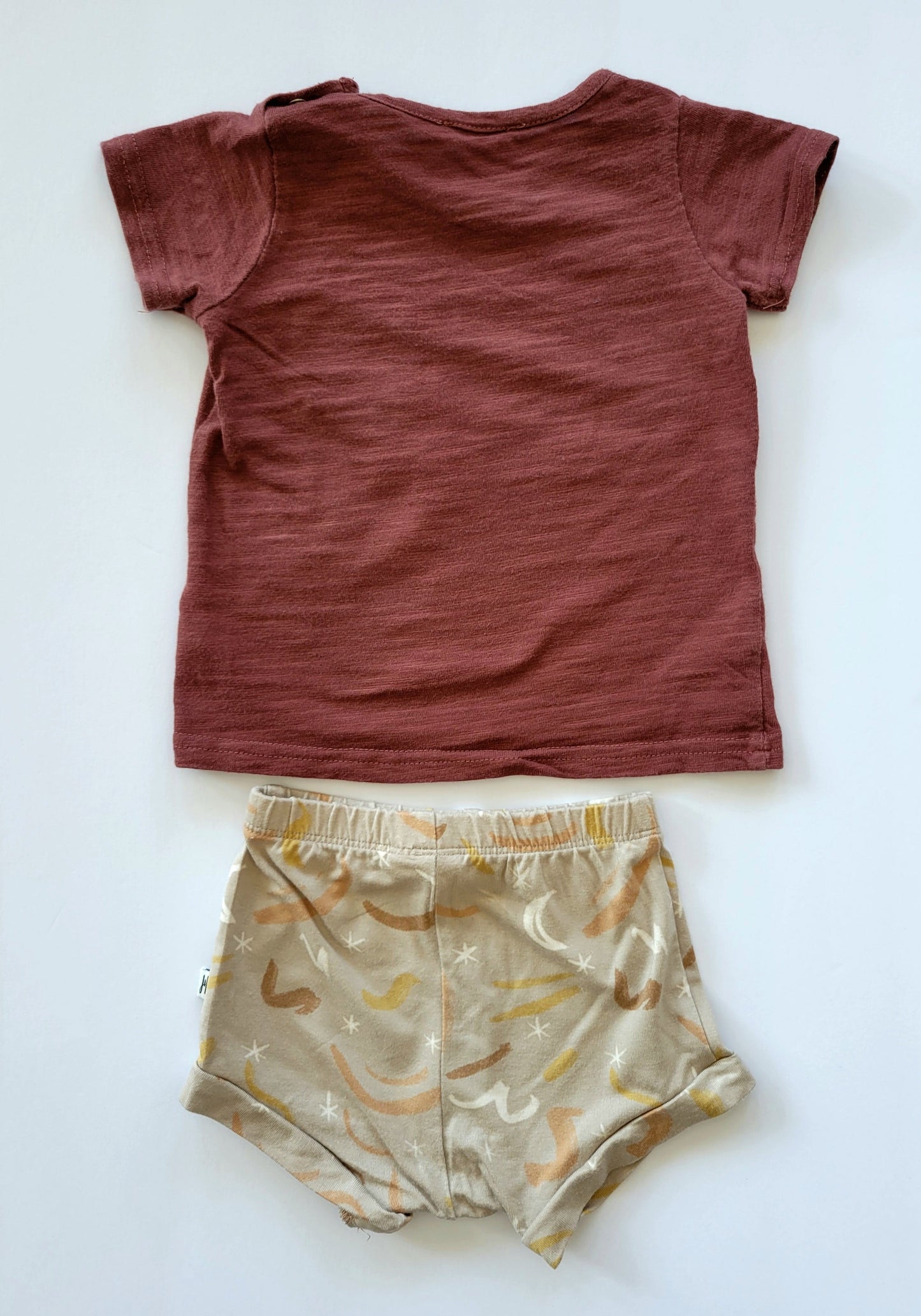 Jamie Kay/Jax & Lennon tee and shorts set, 6-12 months, EUC, Kids 9 Month (6-9M)