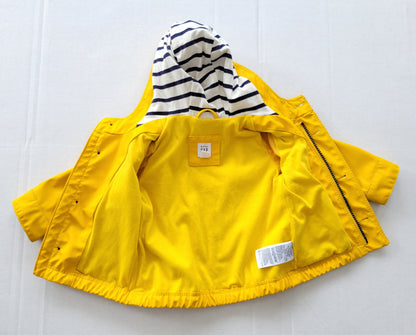 Gap, rain coat, yellow, 6-12 months, EUC, Kids 9 Month (6-9M)
