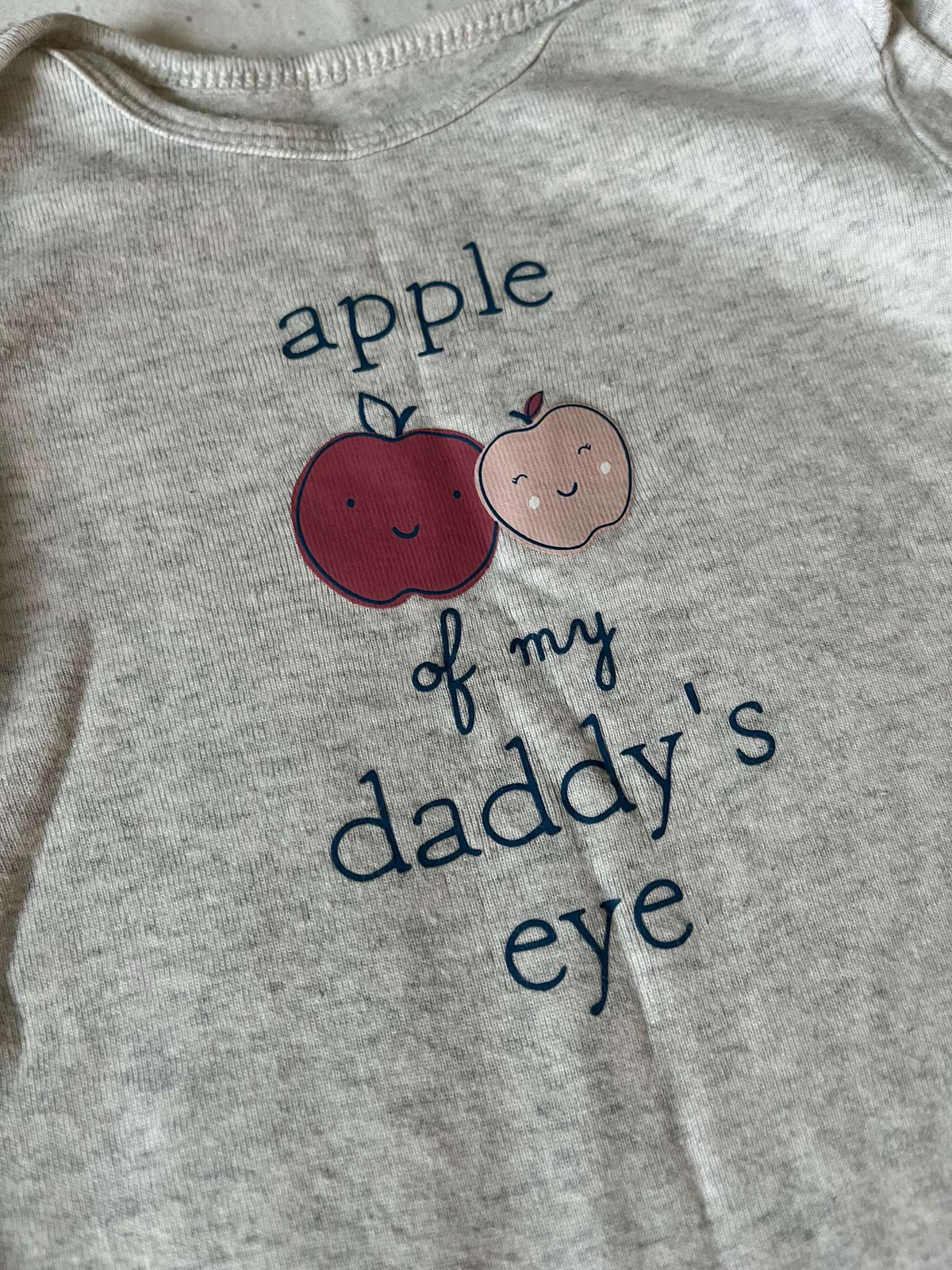 Carter's 'Apple of my Daddy's Eye' Onesie - 6 Months, Kids 6 Month (3-6M)