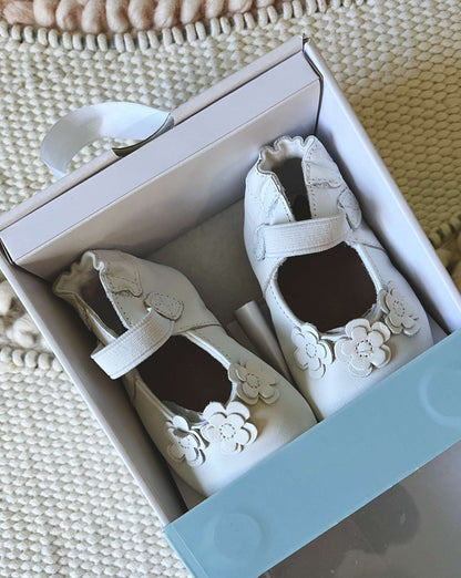 Robeez Brianna Soft Soles - White 6-12 months BRAND NEW, Shoes 2 (Baby: 0-12 mth)