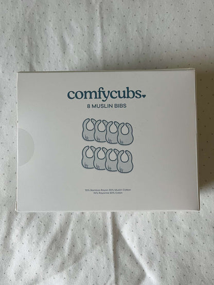 Comfycubs 8 pack of Muslin Bibs NEW IN BOX MSRP $30