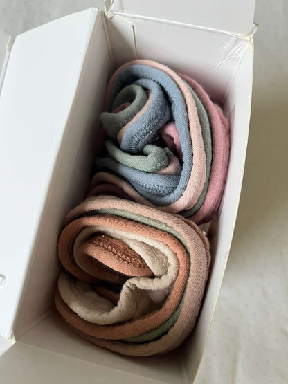 Comfycubs 8 pack of Muslin Bibs NEW IN BOX MSRP $30