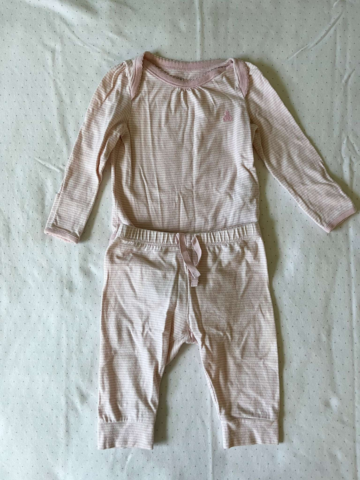 Baby Gap Two Piece Organic Cotton Set - Baby Girl 3-6 months, Kids 6 Month (3-6M)