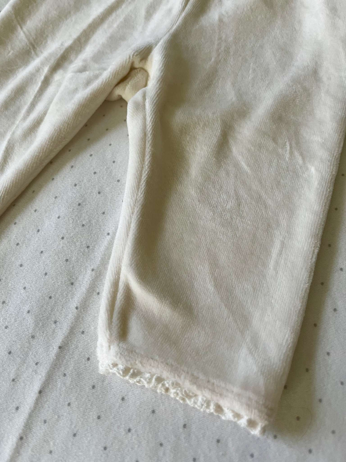 Baby Gap Velvet Soft Cream Pants - 3-6 months, Kids 6 Month (3-6M)