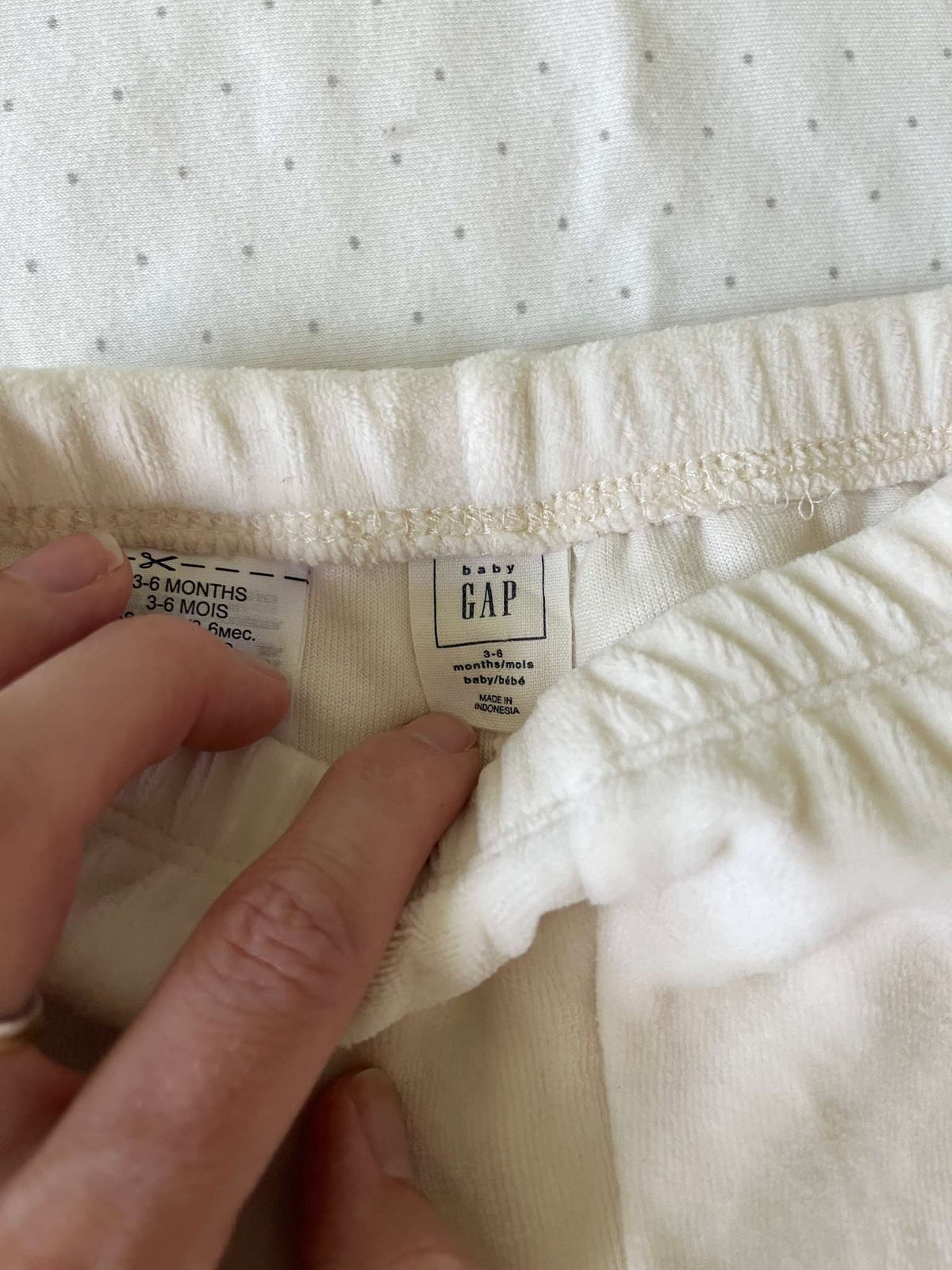 Baby Gap Velvet Soft Cream Pants - 3-6 months, Kids 6 Month (3-6M)
