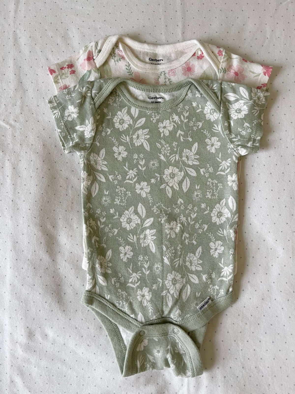 Gerber Baby Set of Two Floral Onesies - Baby Girl 0-3 months, Kids 3 Month (0-3M)
