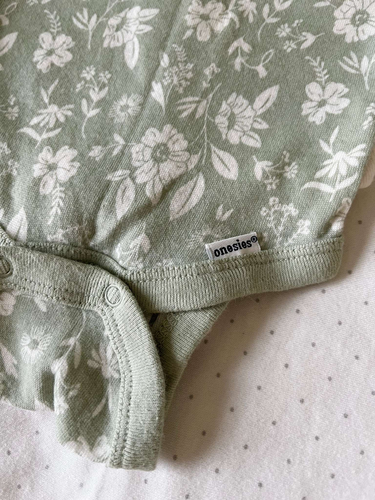 Gerber Baby Set of Two Floral Onesies - Baby Girl 0-3 months, Kids 3 Month (0-3M)