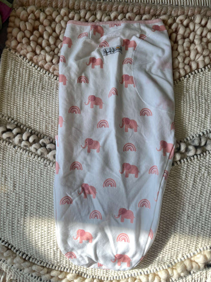 Mama Cheetah Pink Baby Swaddle Set of 4 - Size Small/Medium, 0-3 Months (Newborn)
