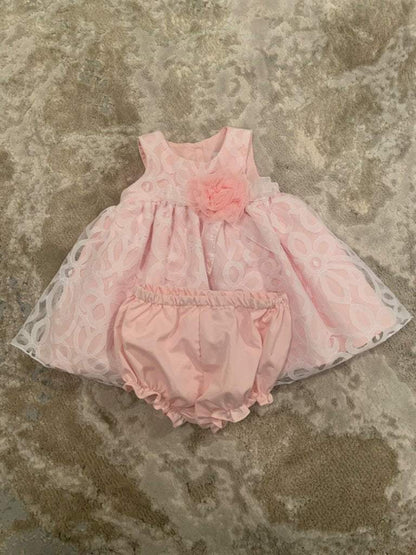 New berry size 6m (16 pounds) pink dress with white appliqué, Kids 6 Month (3-6M)