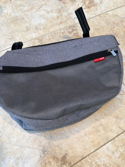 Skip Hop stroller caddy / mini diaper bag
