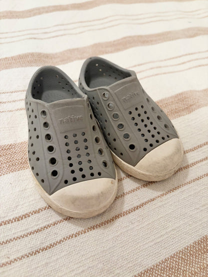 Grey natives , Shoes 5 (Walkers:12-24 mth)