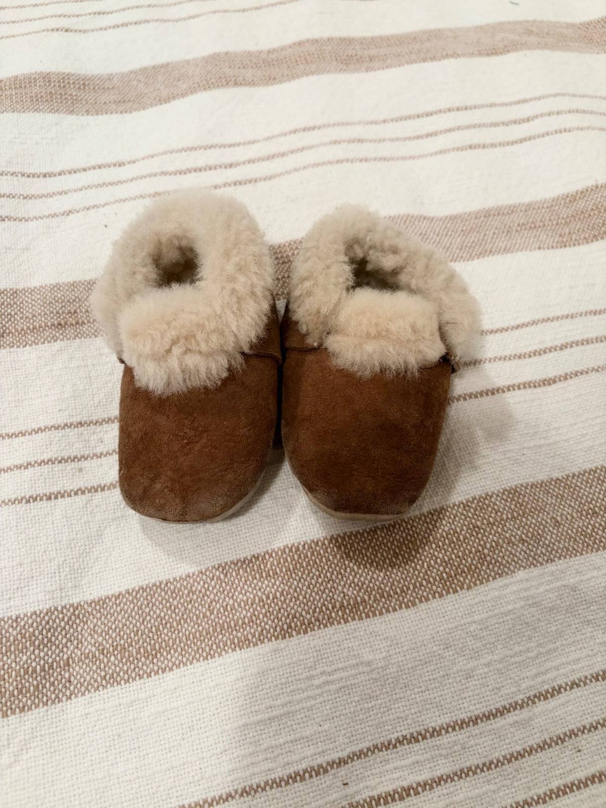 Heyfolks / minimoc fuzzy slippers, Shoes 2 (Baby: 0-12 mth)