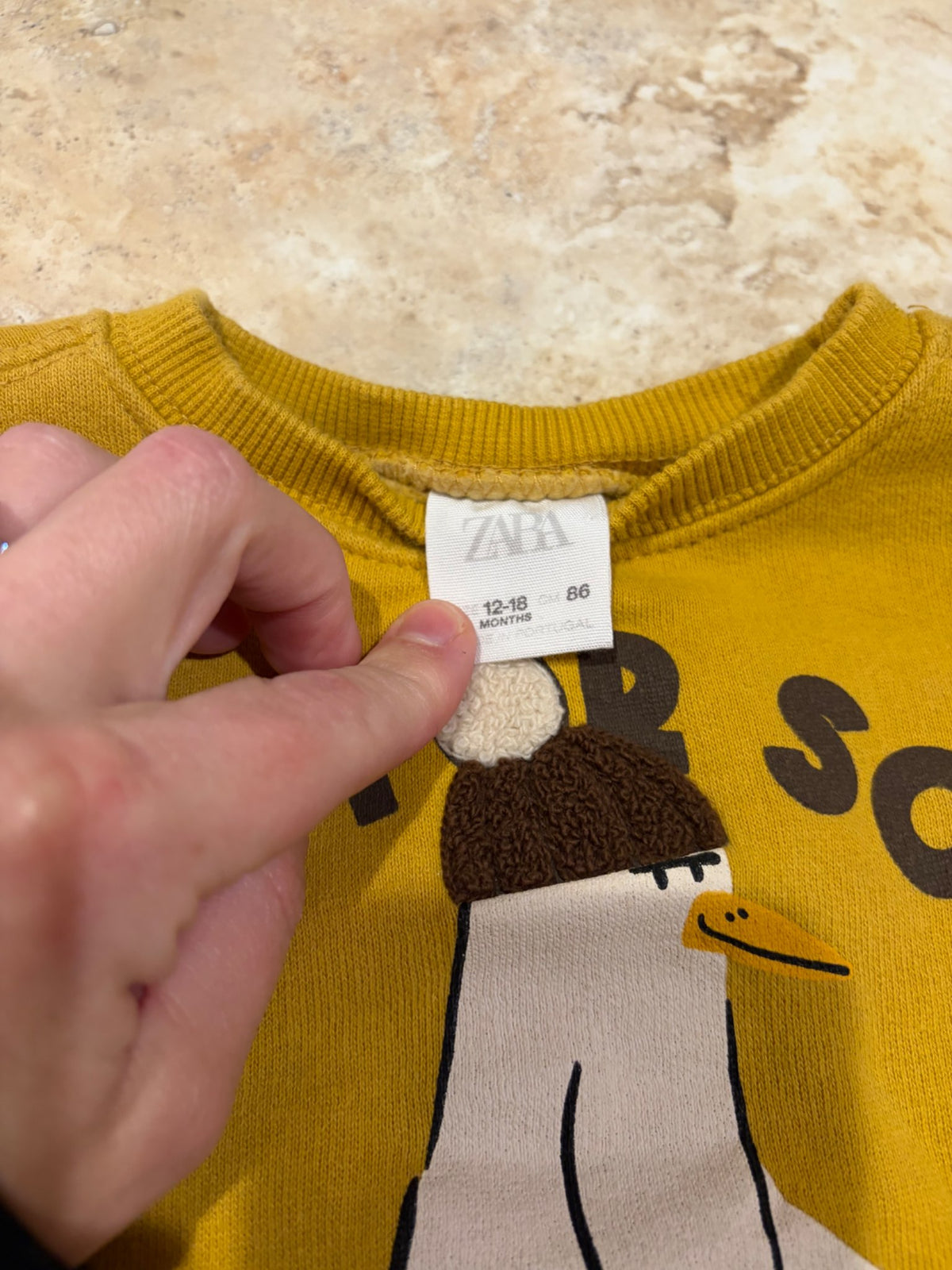 Zara mustard Christmas sweater , Kids 18 Month (12-18M)