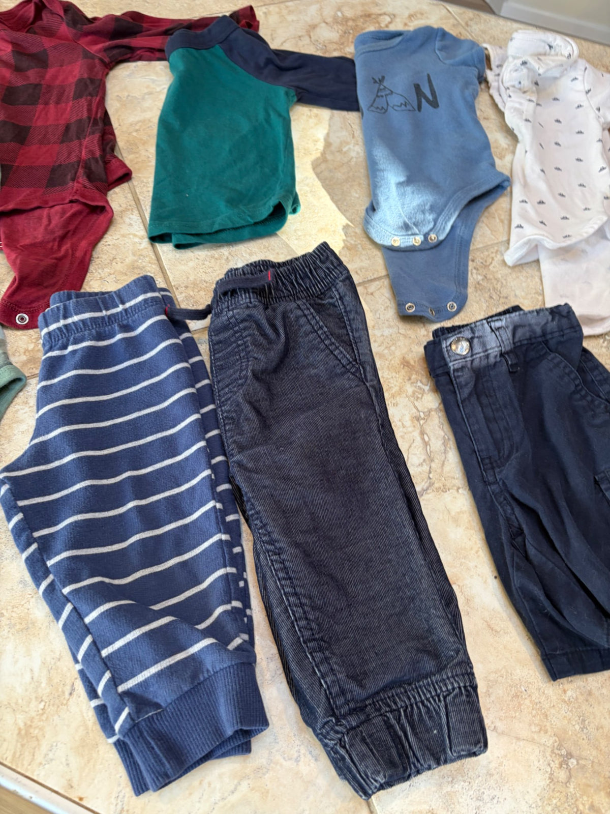 6-12 mixed brand clothing bundle , Kids 12 Month (9-12M)