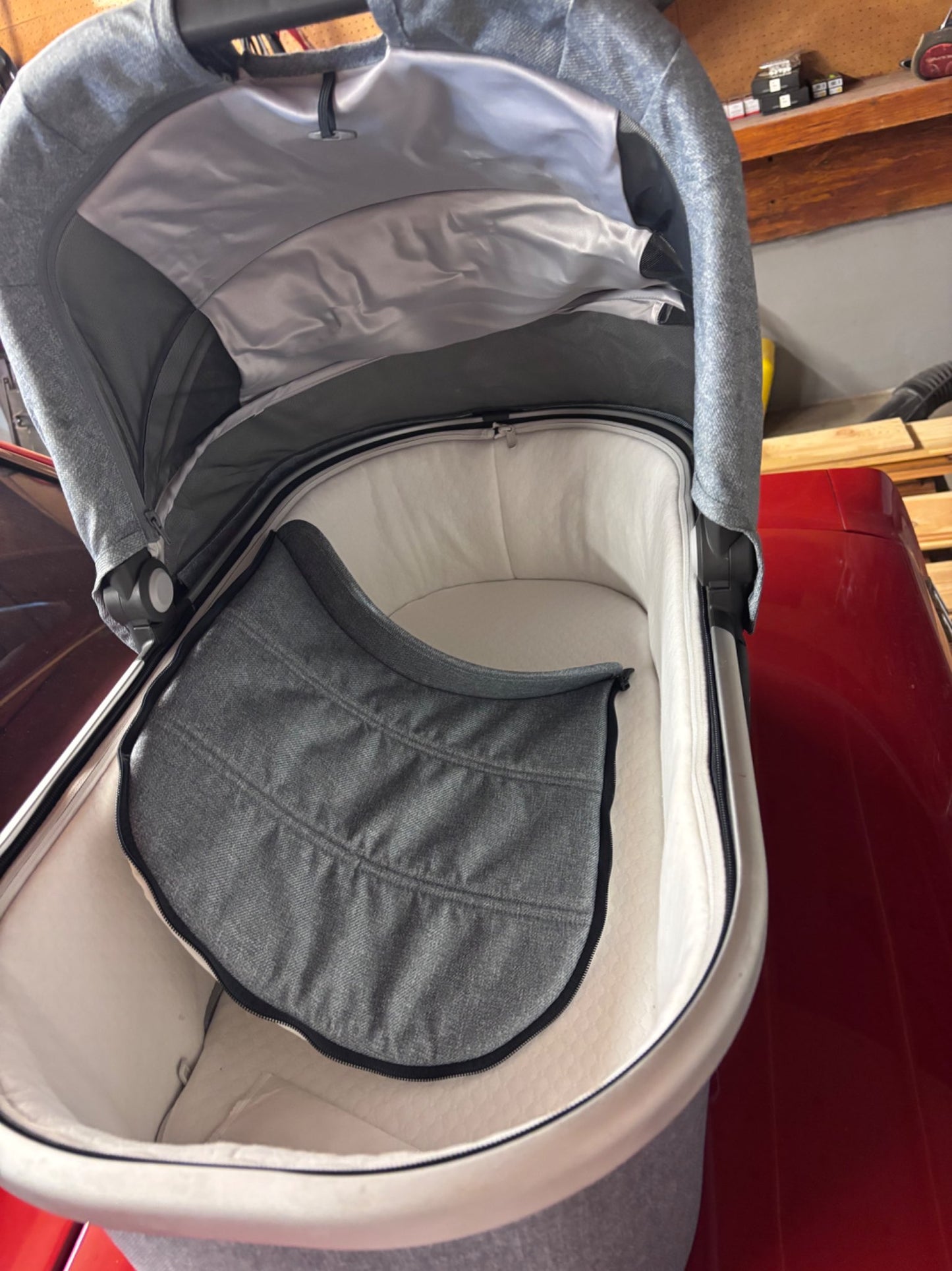 uppababy bassinet V2