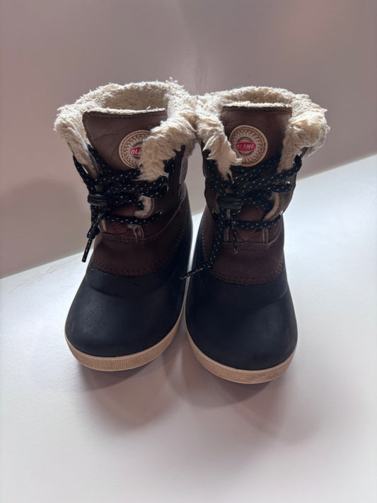 size 8.5/9 Olang winter boots , Shoes 8.5 (Toddler:2-4yr)