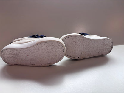 size 9 bluey shoes , Shoes 9 (Toddler:2-4yr)
