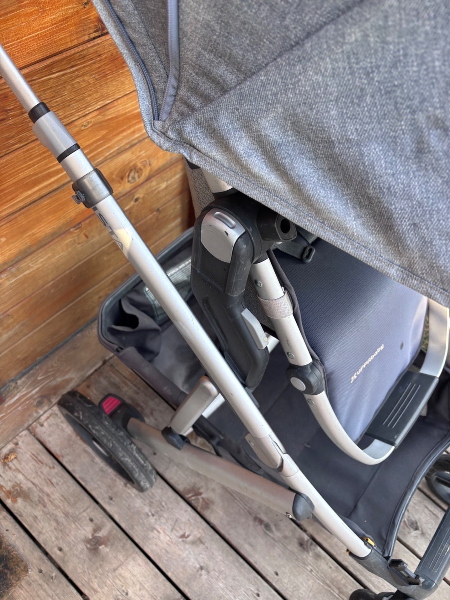 uppa baby vista V2 stroller