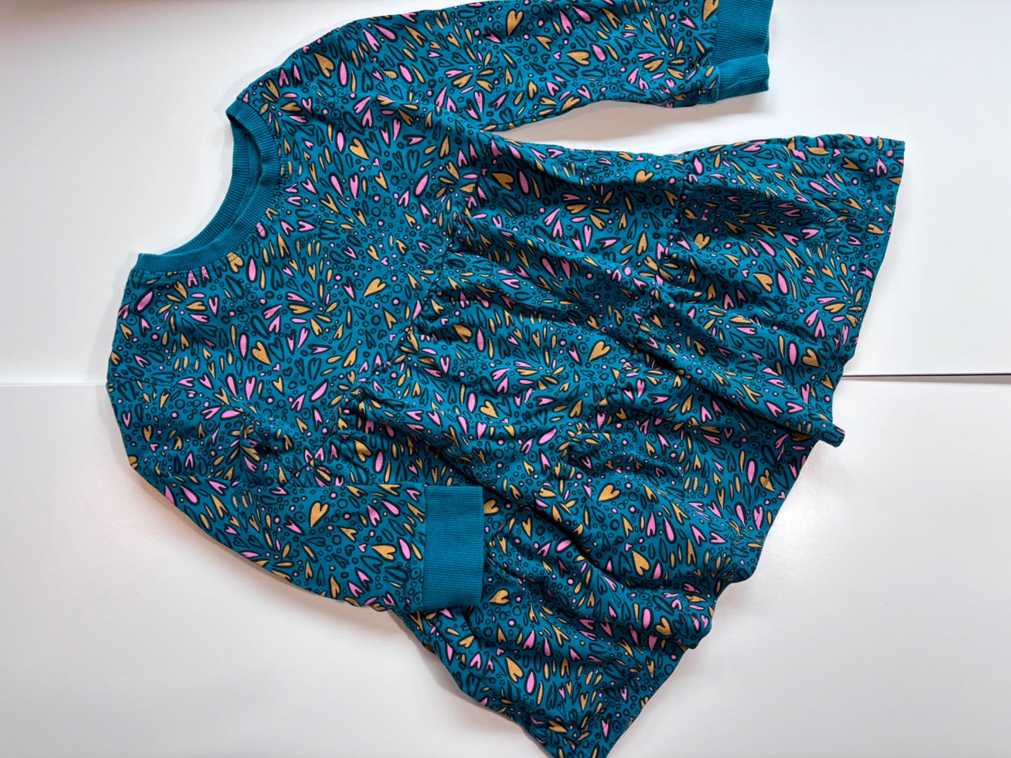 4-5t green dress with hearts, Kids 4/4T